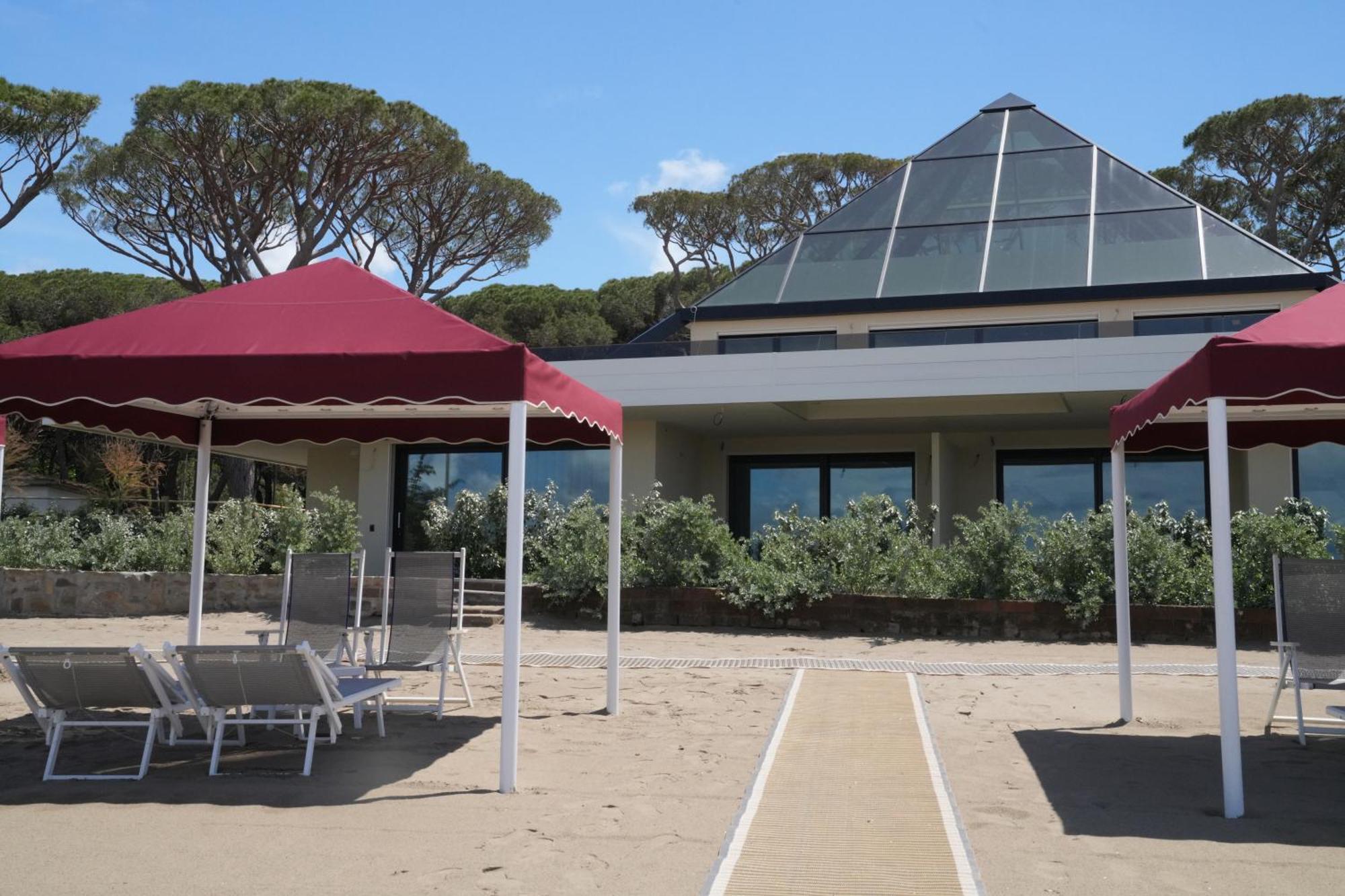 Cala Beach Resort Пунта-Ала Екстер'єр фото